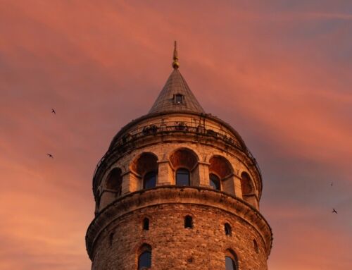 Galata: İstanbul’un Kalbinde Eşsiz Konaklama Deneyimi!